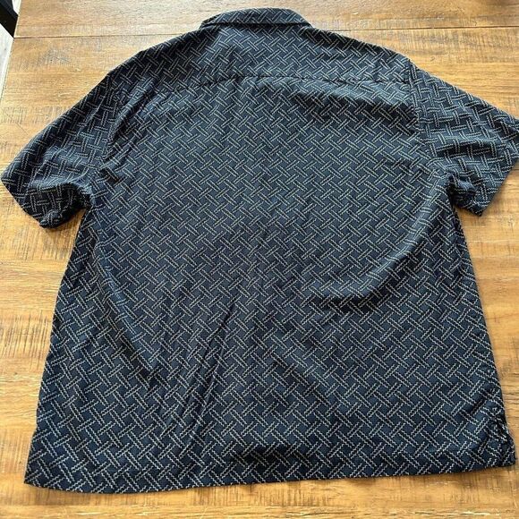 NAT NAST Midnight Blue Zigzag Short Sleeve Button Up Size XL 70% Silk 30% Cotton - Picture 2 of 8